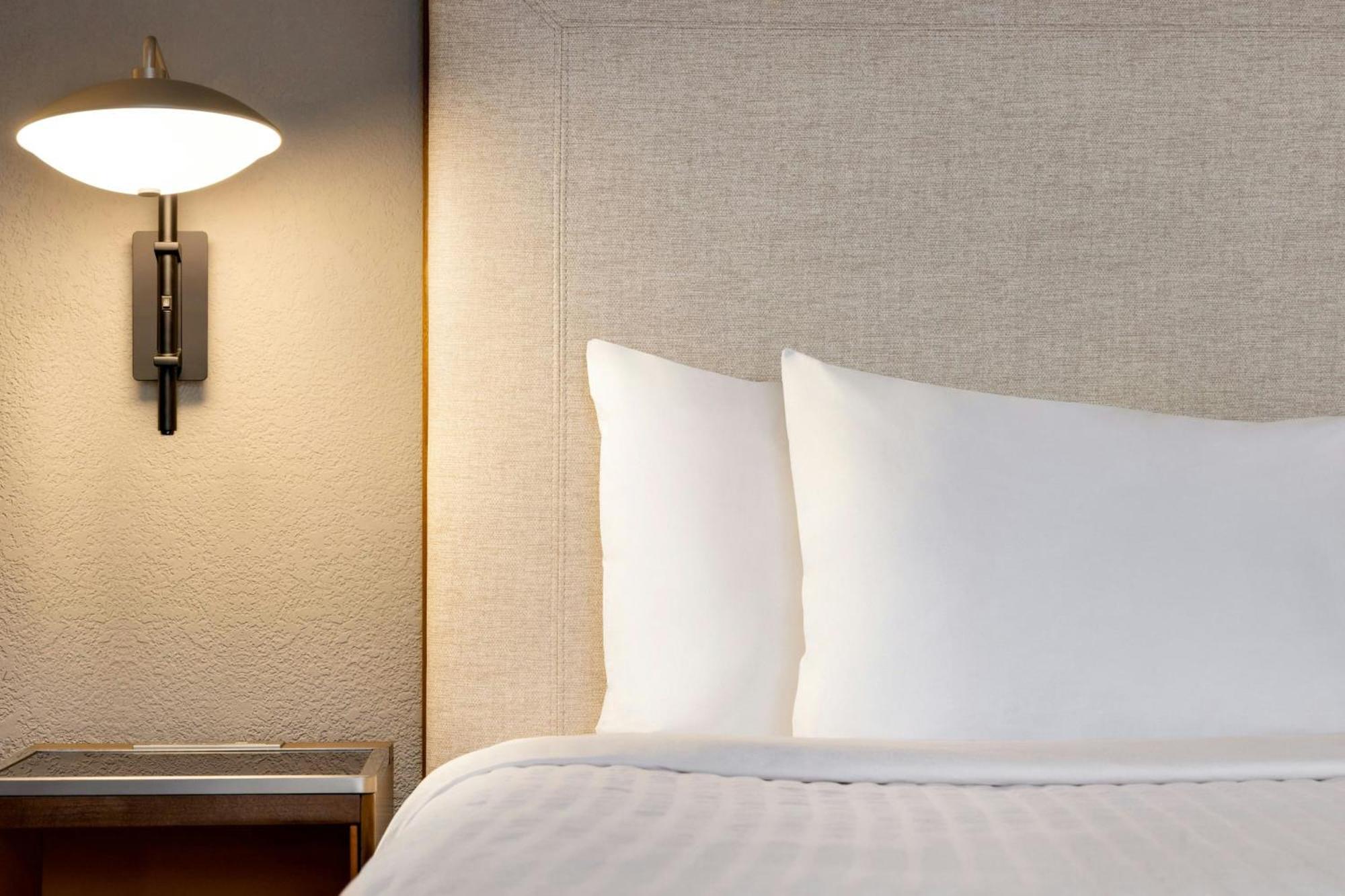 Courtyard Atlanta Northlake Hotel 3*